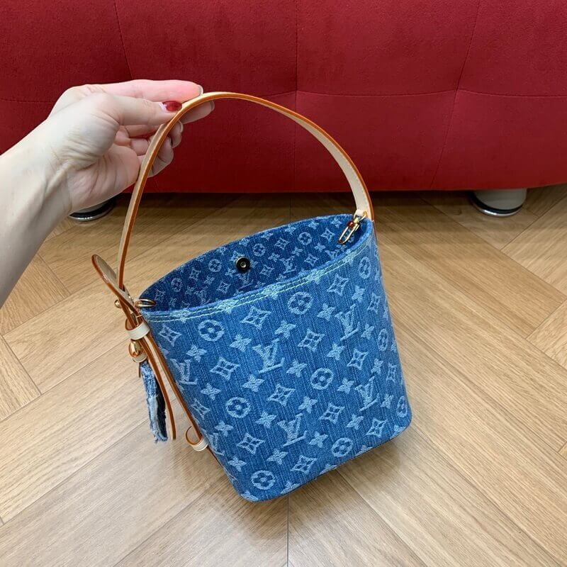 L0vis Vvtt0n All In BB M28107 Blue Denim